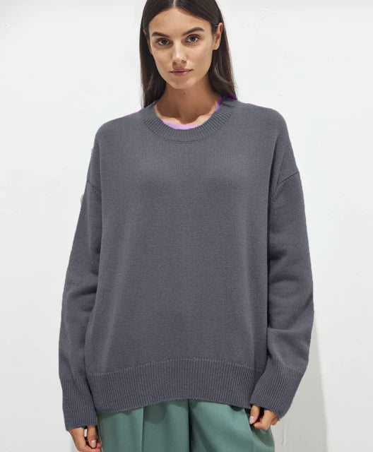 Dorota | Klasyczny damski sweter oversize z okrągłym dekoltem